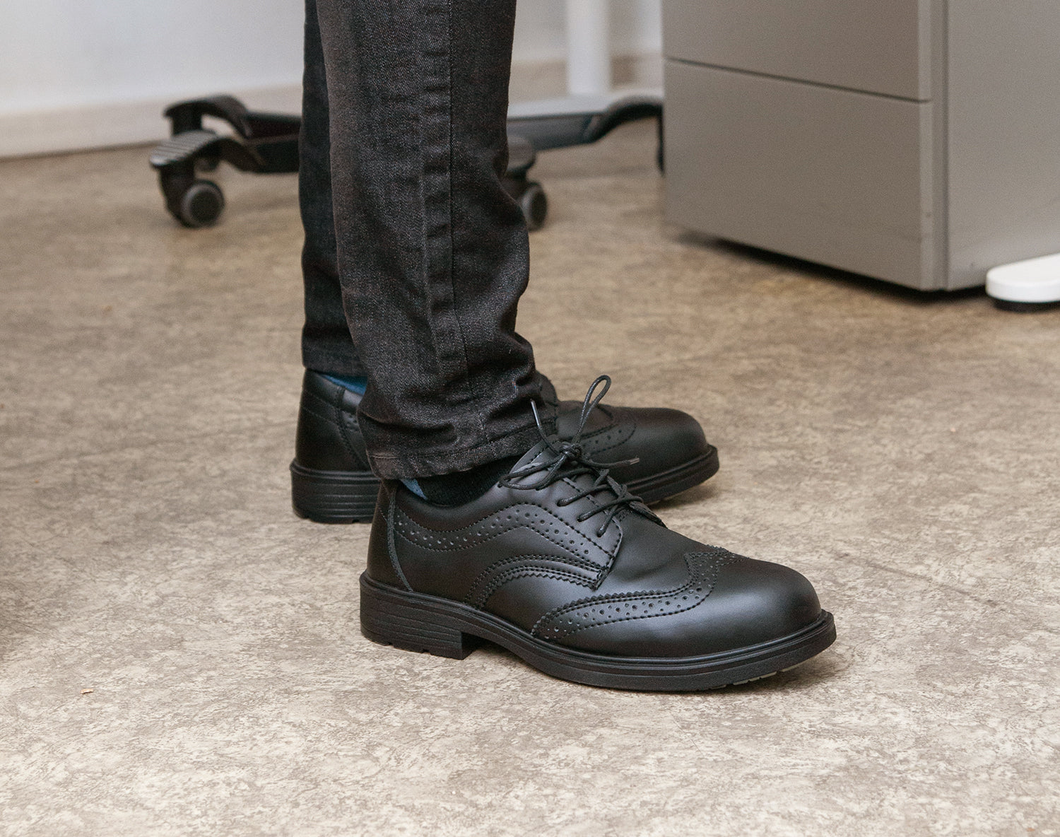 Sa-valjer-du-ratt-arbetsskor-1.jpg__PID:0ea651f5-6c75-4070-b38a-8972b3d868fe